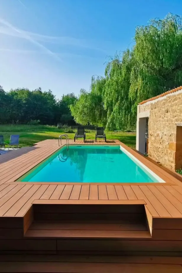Aménager une piscine hors-sol, nos inspirations design à adopter